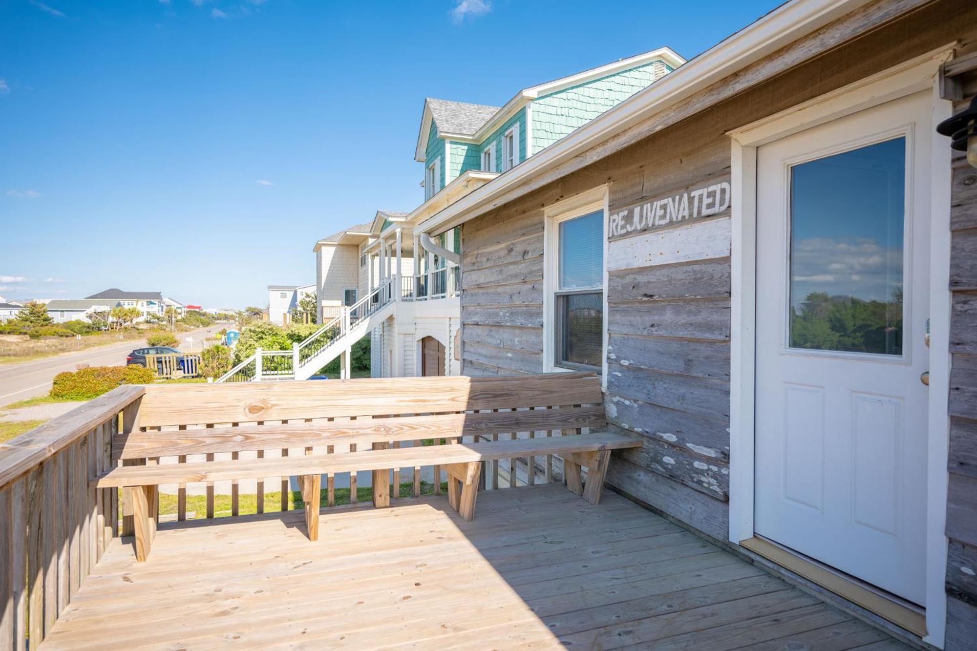 Re-Juvenated Villa Oak Island Exterior photo